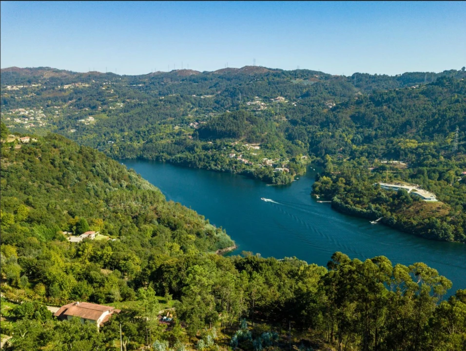 Moradia T0 para Venda em Valdosende Foto 1