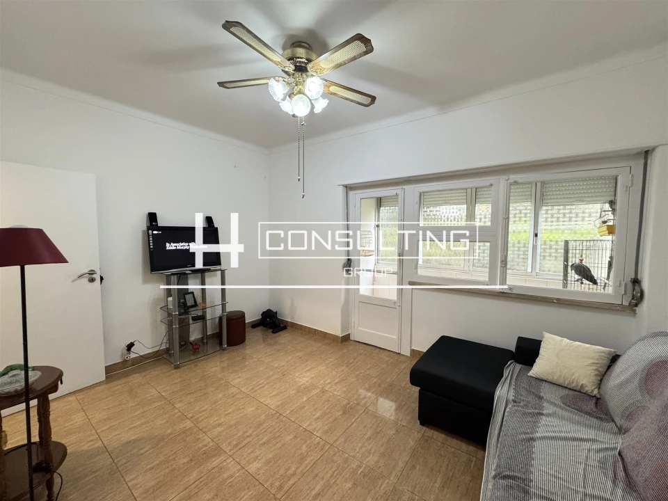 Apartamento T2 para Venda em Santa Iria de Azoia, São João da Talha e Bobadela Foto 2