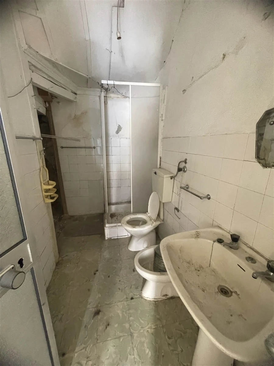 Moradia T2 para Venda em Gouveia (São Pedro e São Julião) Foto 4