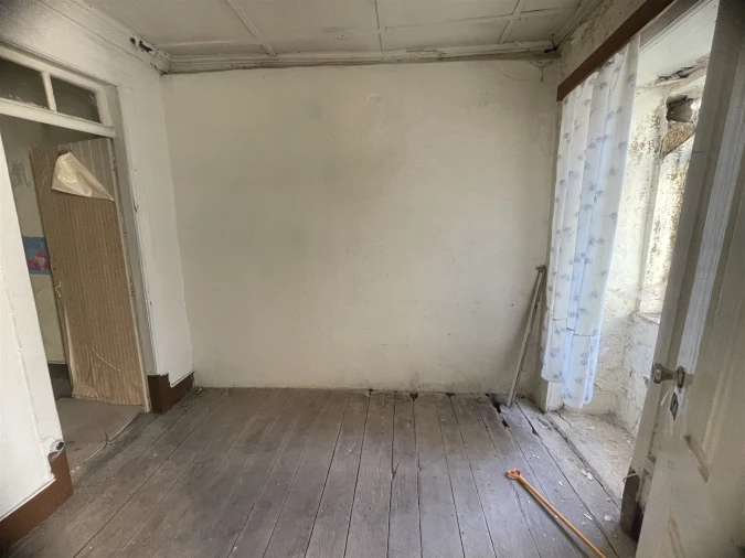 Moradia T2 para Venda em Gouveia (São Pedro e São Julião) Foto 3