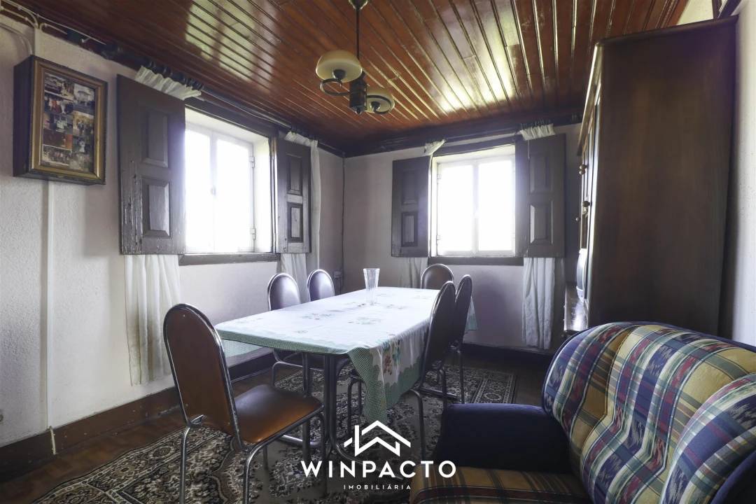 Moradia T2 para Venda em Espinho Foto 37