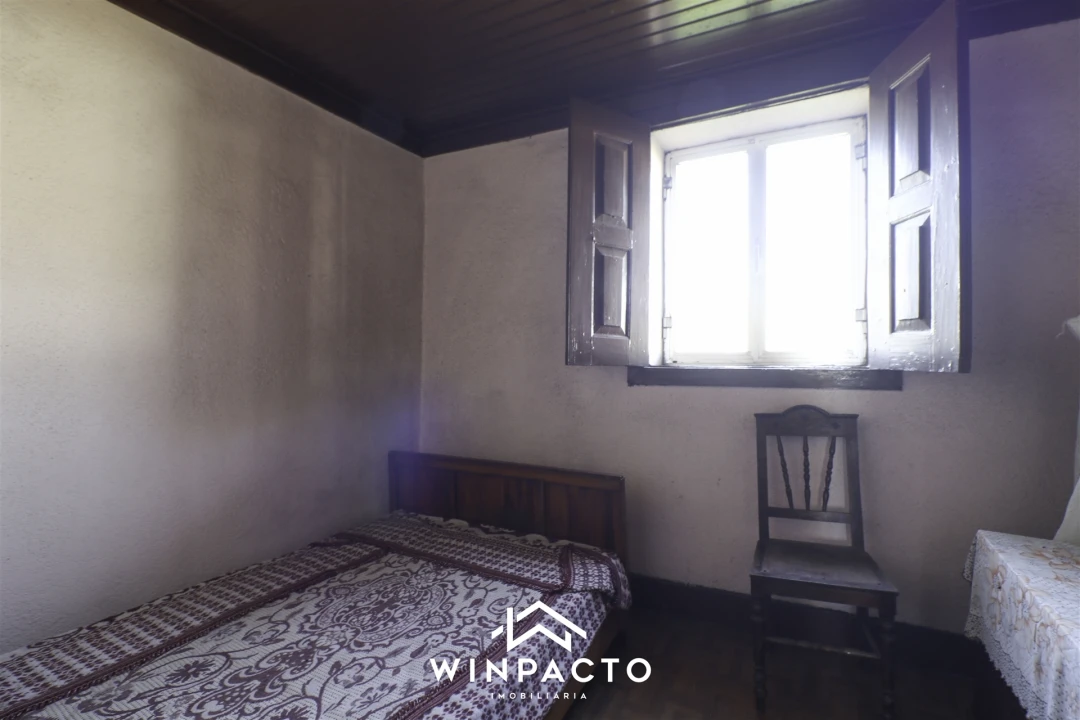 Moradia T2 para Venda em Espinho Foto 28