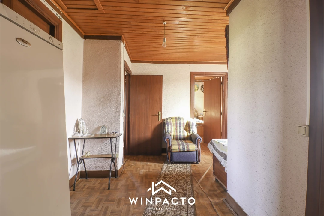 Moradia T2 para Venda em Espinho Foto 26