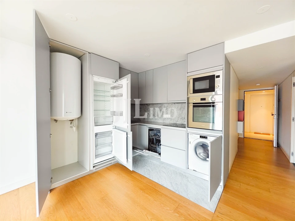 Apartamento T1 para Arrendamento em Arroios Foto 7