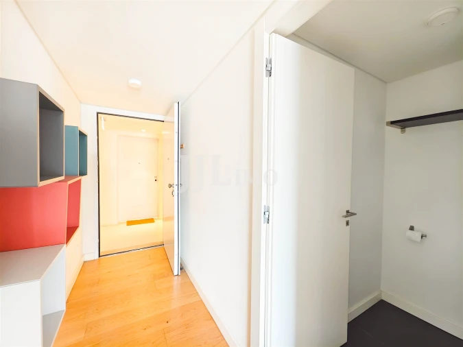 Apartamento T1 para Arrendamento em Arroios Foto 3