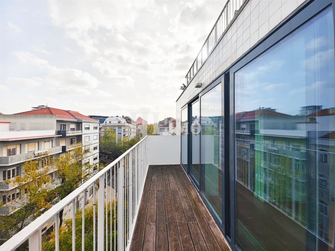 Apartamento T1 para Arrendamento em Arroios Foto 10