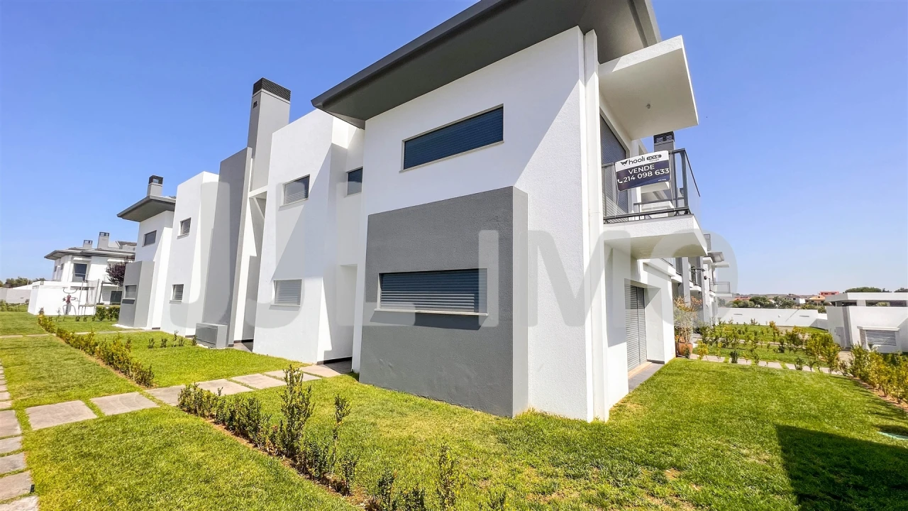 Moradia T3 para Arrendamento em São Domingos de Rana Foto 2