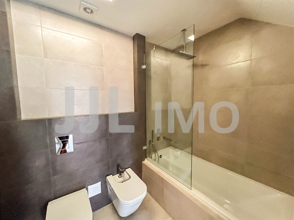 Moradia T3 para Arrendamento em São Domingos de Rana Foto 26