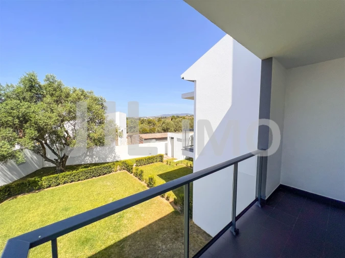 Moradia T3 para Arrendamento em São Domingos de Rana Foto 32