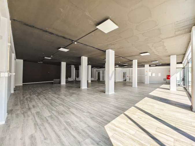 Loja para Arrendamento em Moscavide e Portela Foto 6