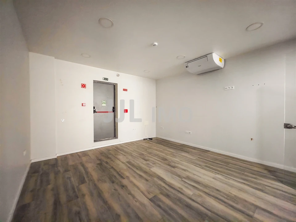 Loja para Arrendamento em Moscavide e Portela Foto 16