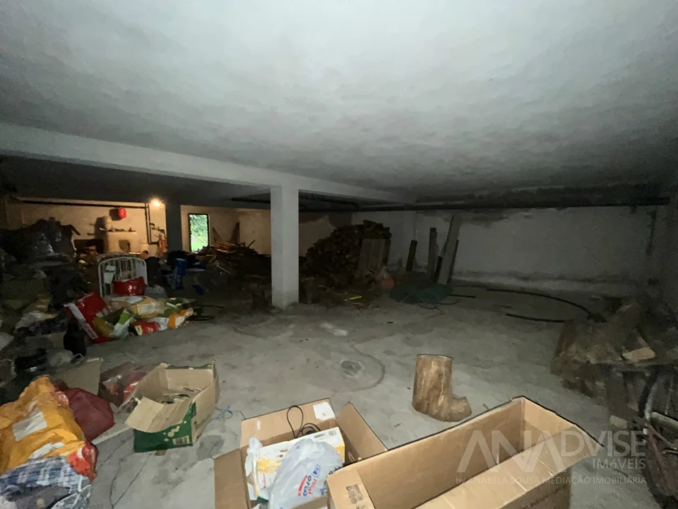 Moradia T5 para Venda em Fragosela Foto 54