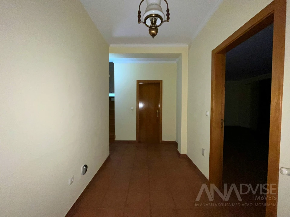 Moradia T5 para Venda em Fragosela Foto 27