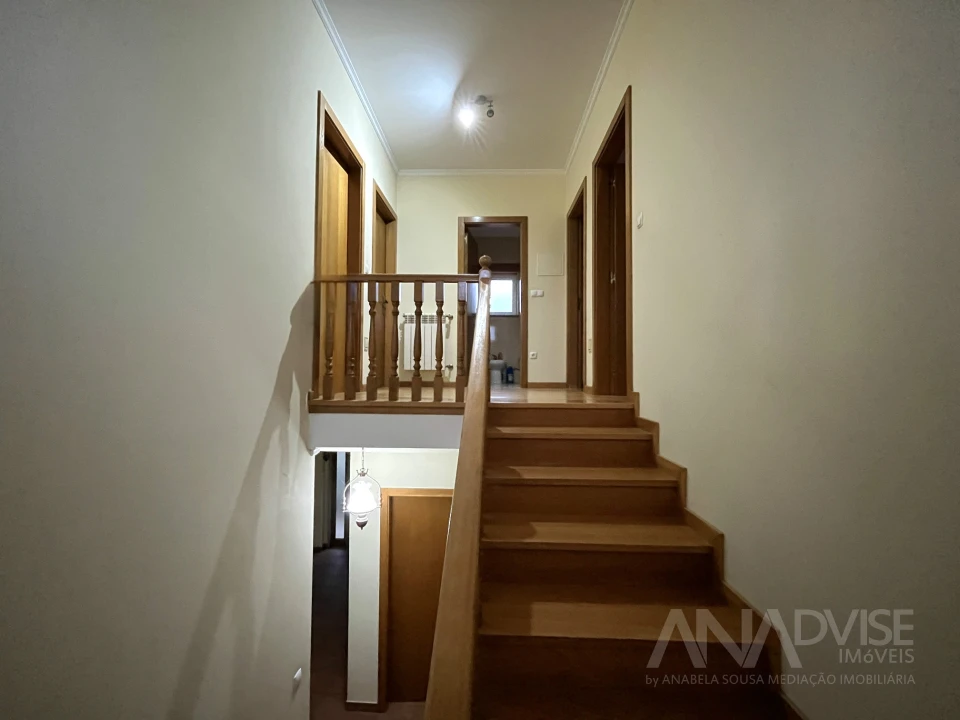 Moradia T5 para Venda em Fragosela Foto 30