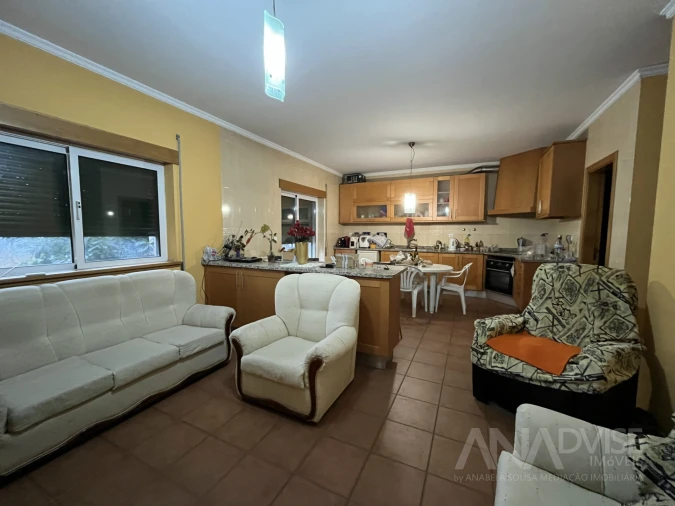 Moradia T5 para Venda em Fragosela Foto 3