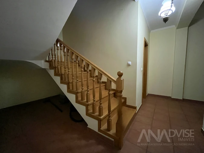 Moradia T5 para Venda em Fragosela Foto 50