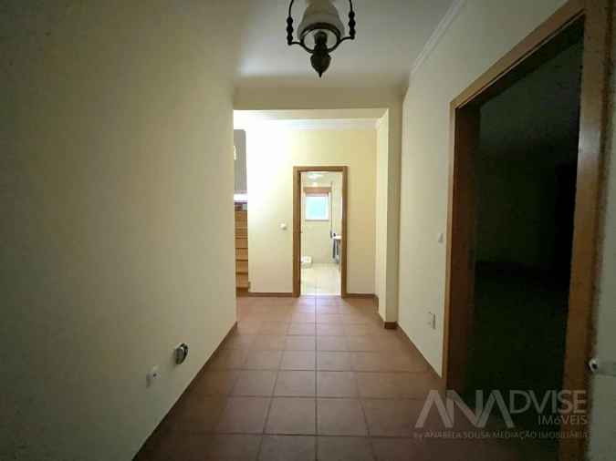 Moradia T5 para Venda em Fragosela Foto 29