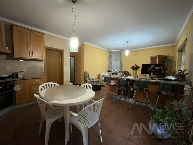 Moradia T5 para Venda em Fragosela Foto 14