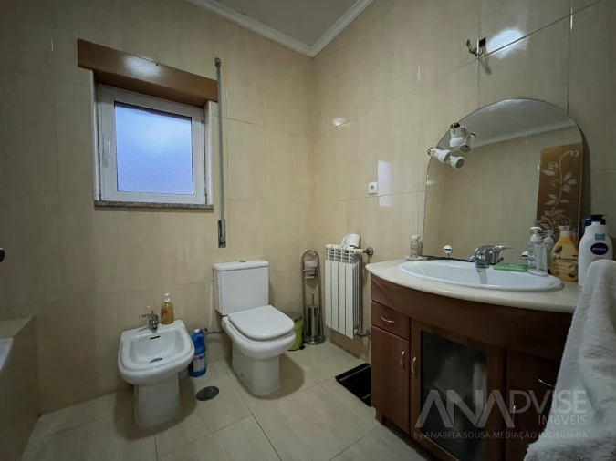 Moradia T5 para Venda em Fragosela Foto 39