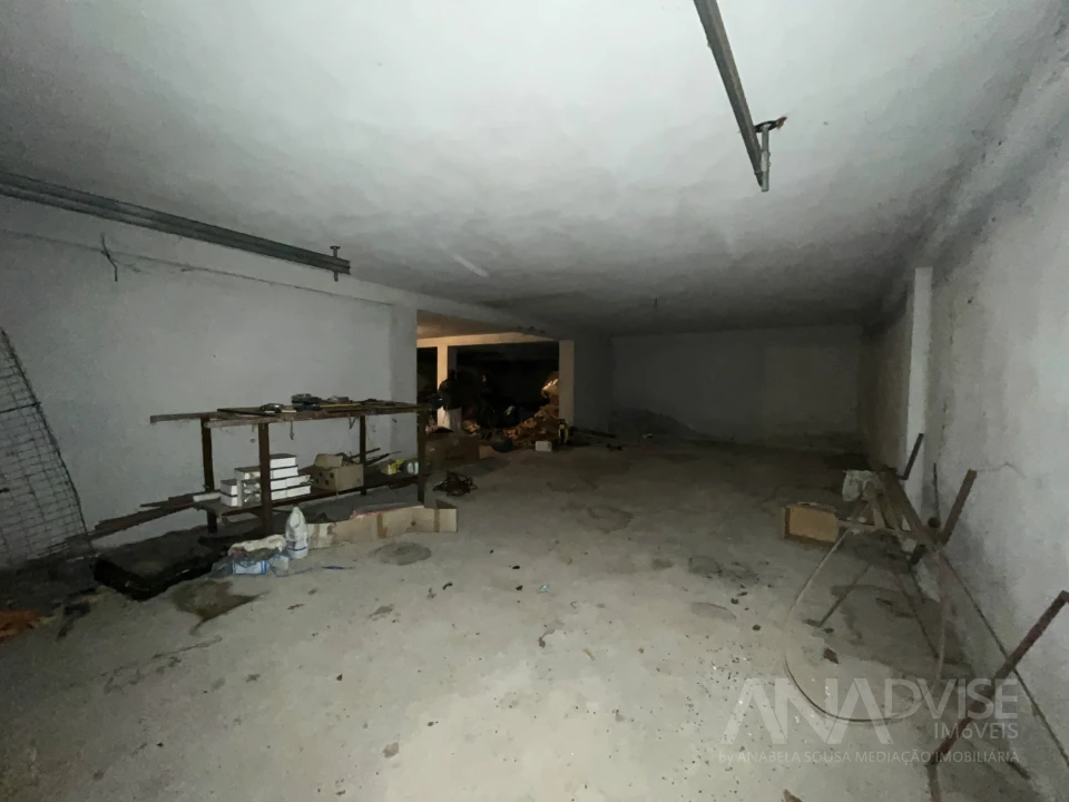 Moradia T5 para Venda em Fragosela Foto 57