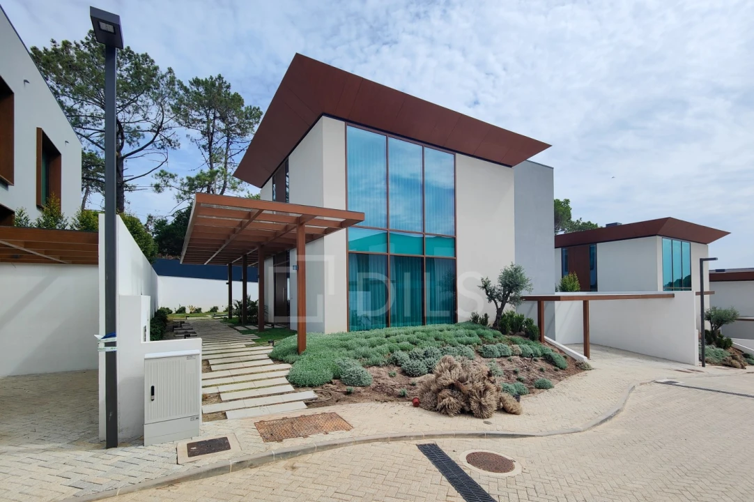 Moradia T4 para Venda em Cascais e Estoril Foto 47