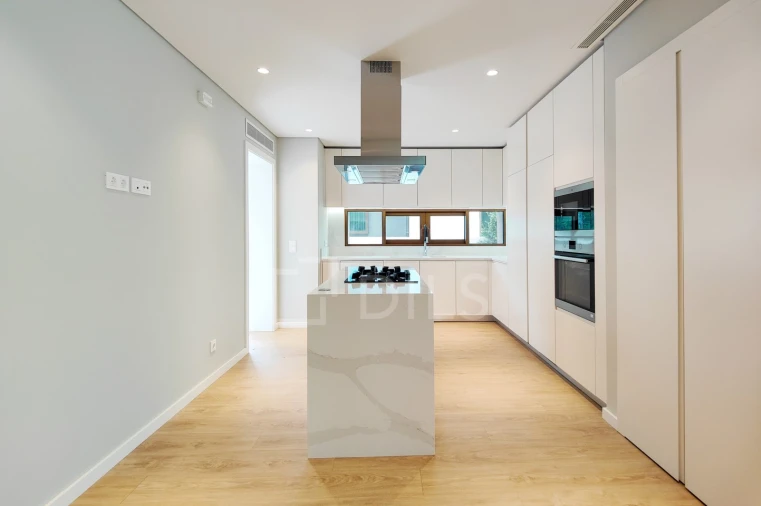 Moradia T4 para Venda em Cascais e Estoril Foto 12