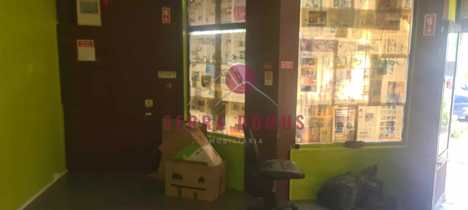 Loja para Arrendamento em Venteira Foto 8