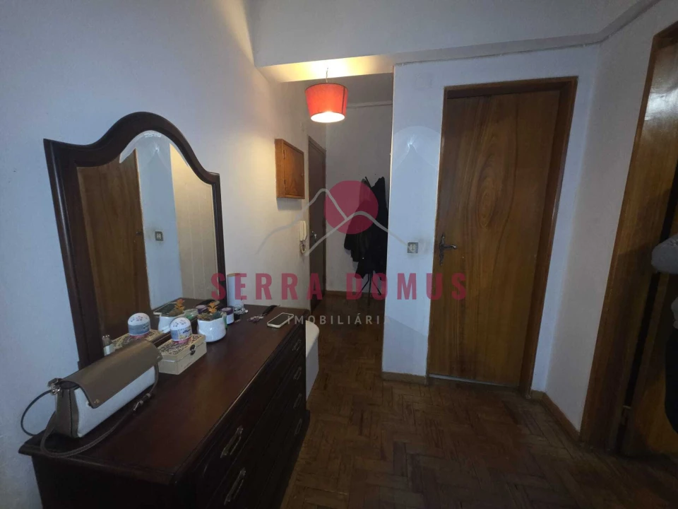 Apartamento T1 para Venda em Rio de Mouro Foto 8