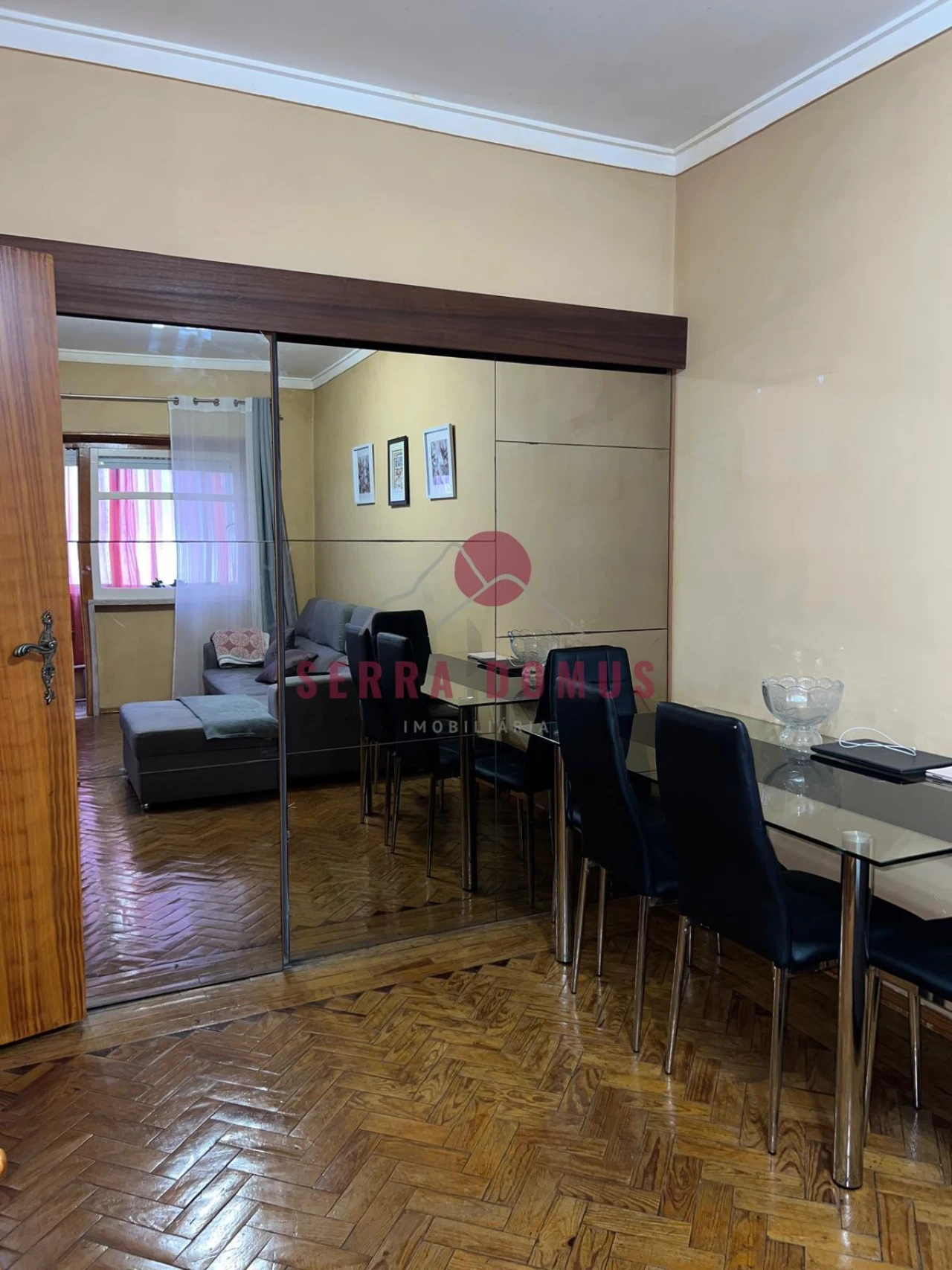 Apartamento T1 para Venda em Rio de Mouro Foto 4