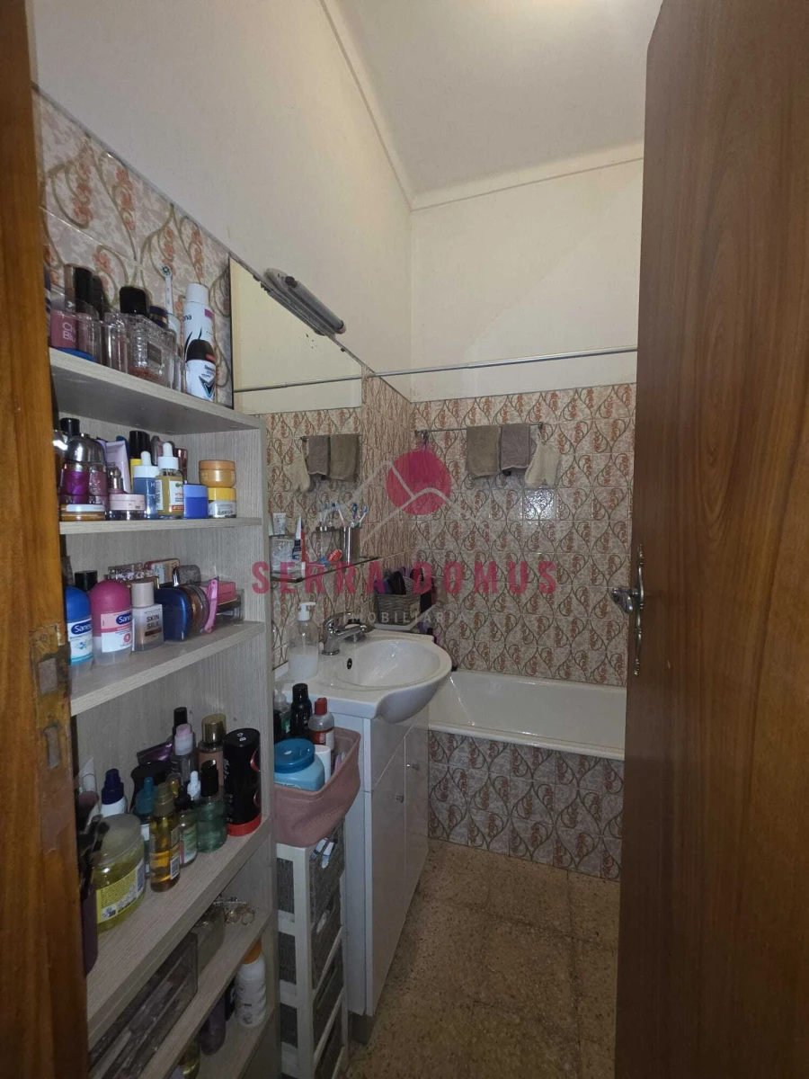 Apartamento T1 para Venda em Rio de Mouro Foto 14