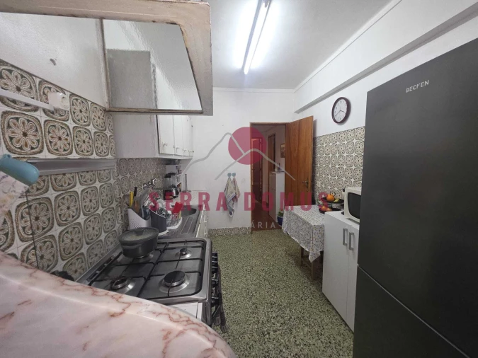 Apartamento T1 para Venda em Rio de Mouro Foto 13