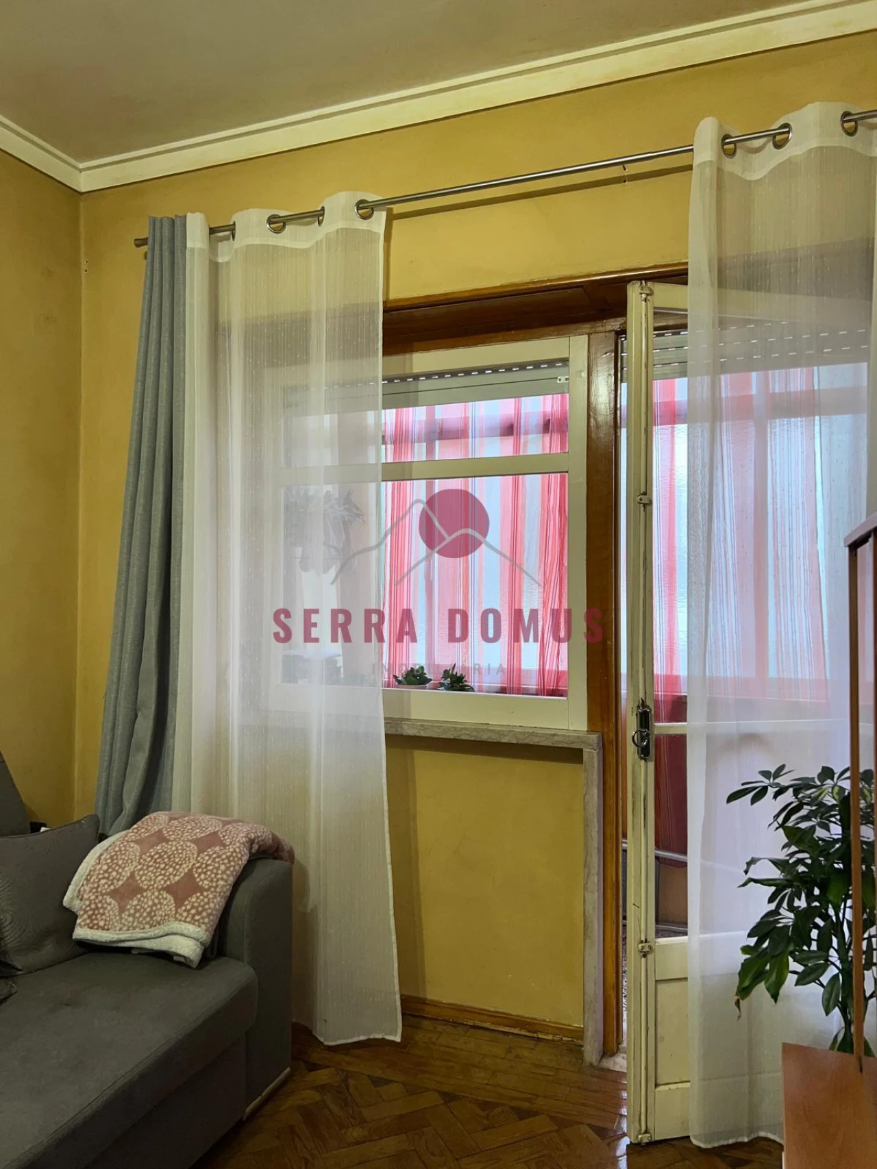 Apartamento T1 para Venda em Rio de Mouro Foto 5