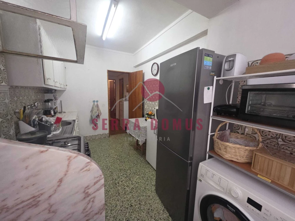 Apartamento T1 para Venda em Rio de Mouro Foto 12