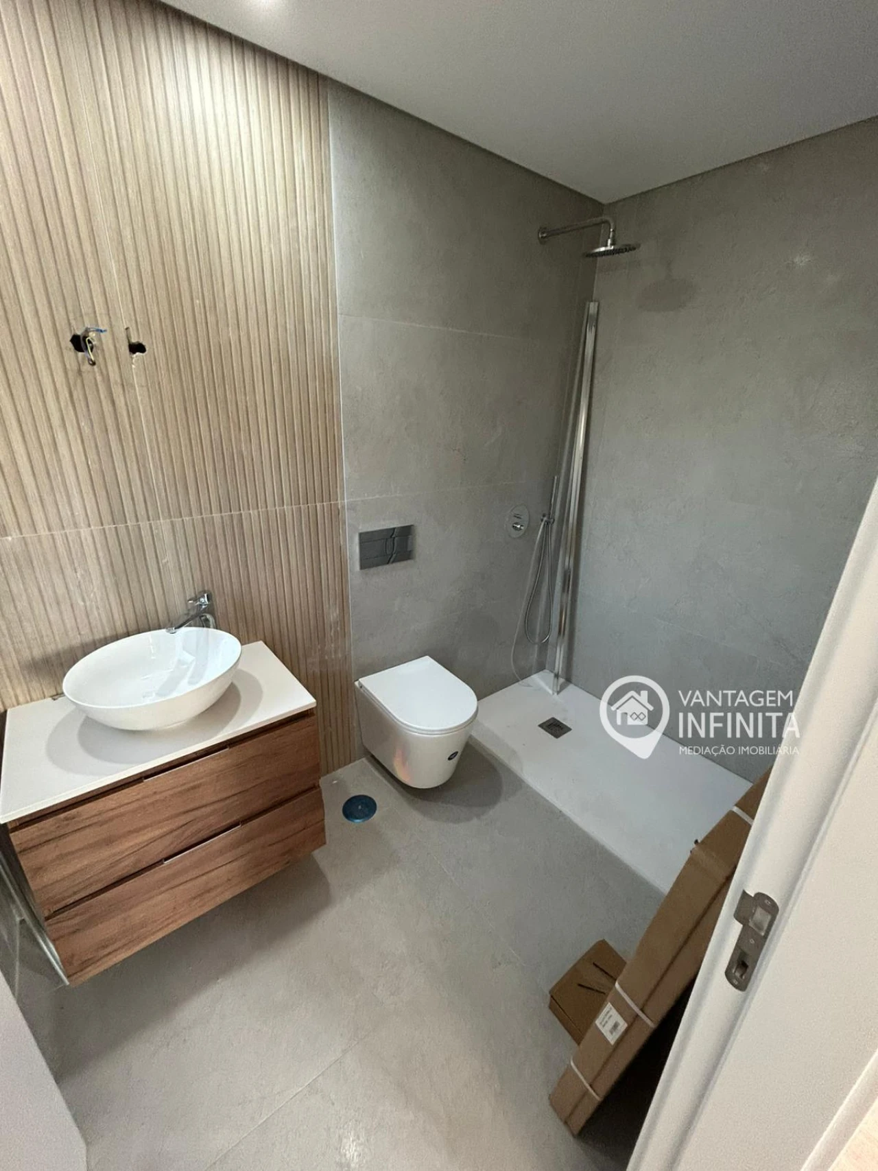 Moradia T4 para Venda em Fernao Ferro Foto 10