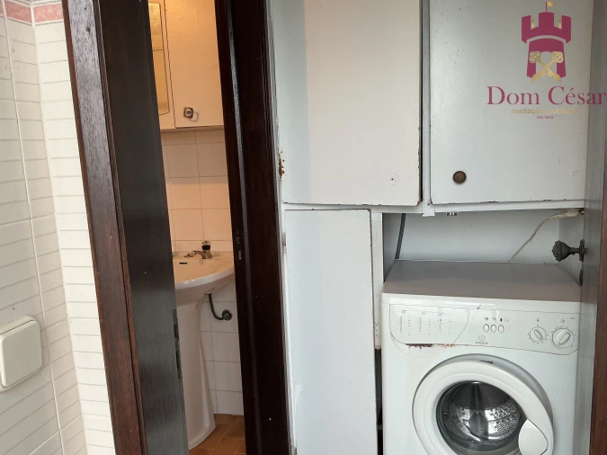 Moradia T4 para Venda em Raposa Foto 11