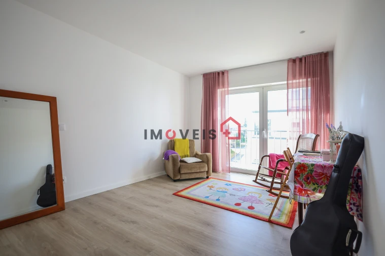 Apartamento T3 para Venda em Leiria, Pousos, Barreira e Cortes Foto 12