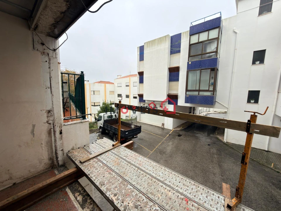 Apartamento T2 para Venda em Nazare Foto 2