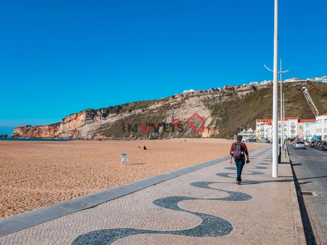 Apartamento T2 para Venda em Nazare Foto 8