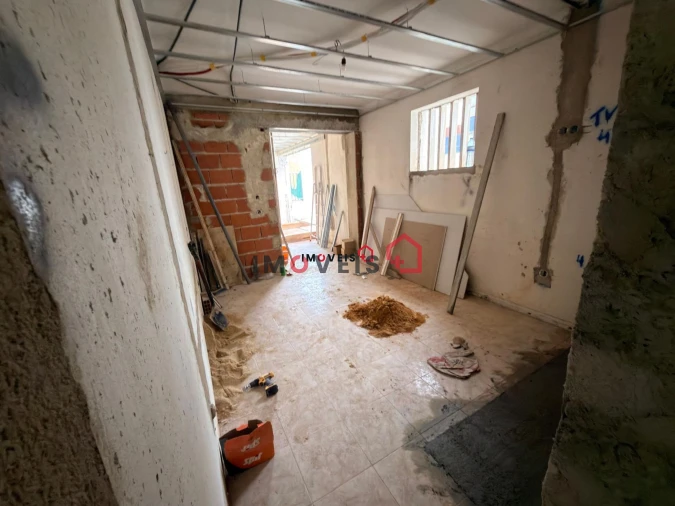 Apartamento T2 para Venda em Nazare Foto 5