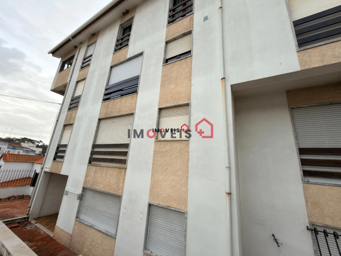 Apartamento T2 para Venda em Nazare Foto 6