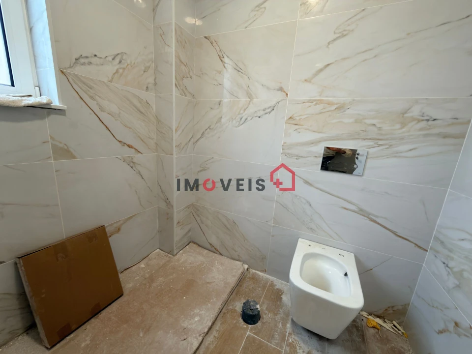 Apartamento T3 para Venda em Nazare Foto 8