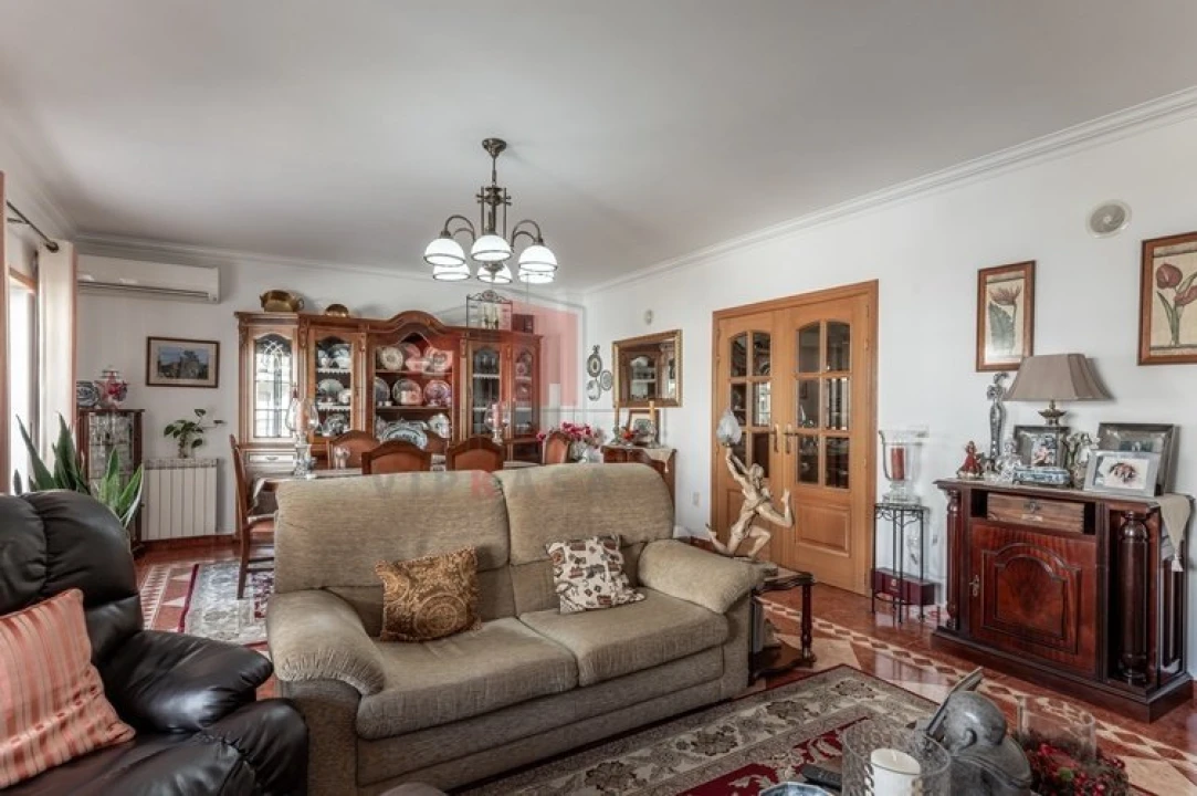 Apartamento T3 para Venda em Malveira e São Miguel de Alcainça Foto 11