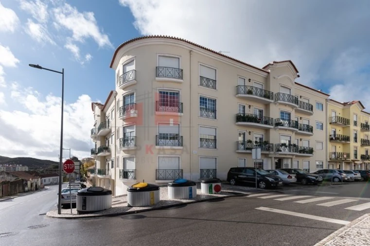 Apartamento T3 para Venda em Malveira e São Miguel de Alcainça Foto 2