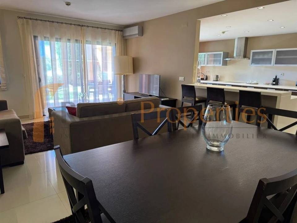 Apartamento T2 para Venda em Alcantarilha e Pêra Foto 2