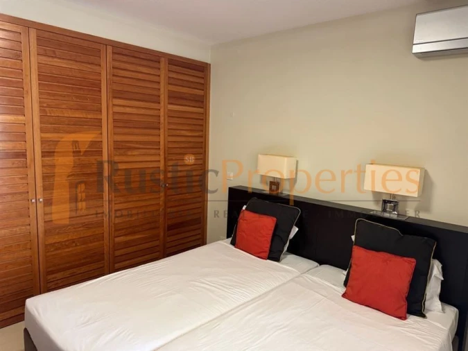 Apartamento T2 para Venda em Alcantarilha e Pêra Foto 4