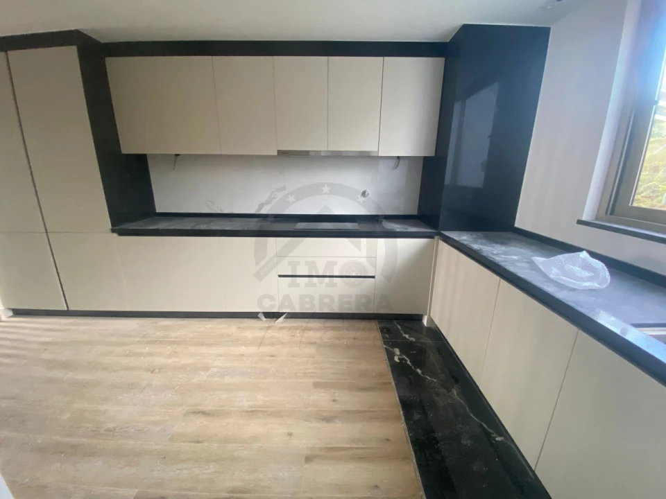 Apartamento T3 para Venda em São Martinho Foto 6