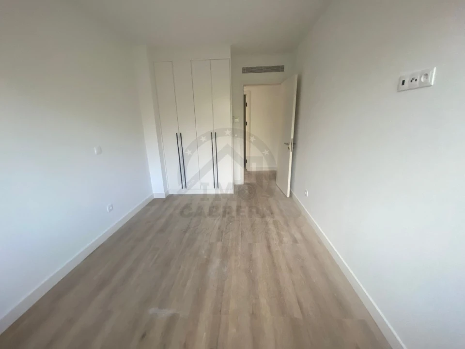 Apartamento T3 para Venda em São Martinho Foto 17