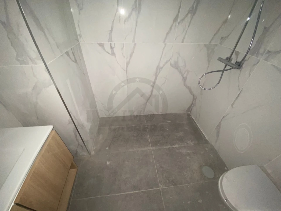 Apartamento T3 para Venda em São Martinho Foto 18