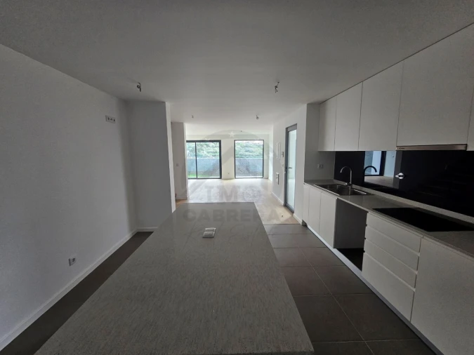 Moradia T3 para Venda em Camara de Lobos Foto 24