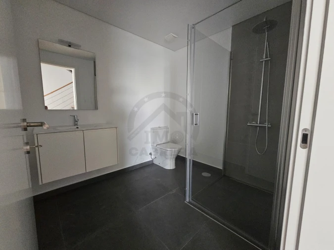 Moradia T3 para Venda em Camara de Lobos Foto 25